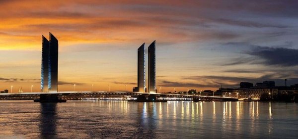 Notre sélection de maisons et d'appartements d'exception à vendre sur Bordeaux